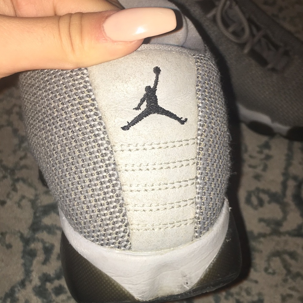 Shoes - Picture 5 of 6